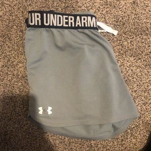 under armor shorts so cute!! same/next day shipping 🦋